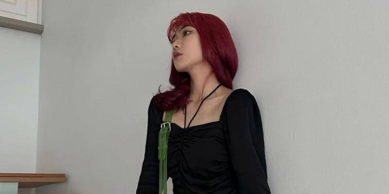 Instagram.com/isyanasarasvati